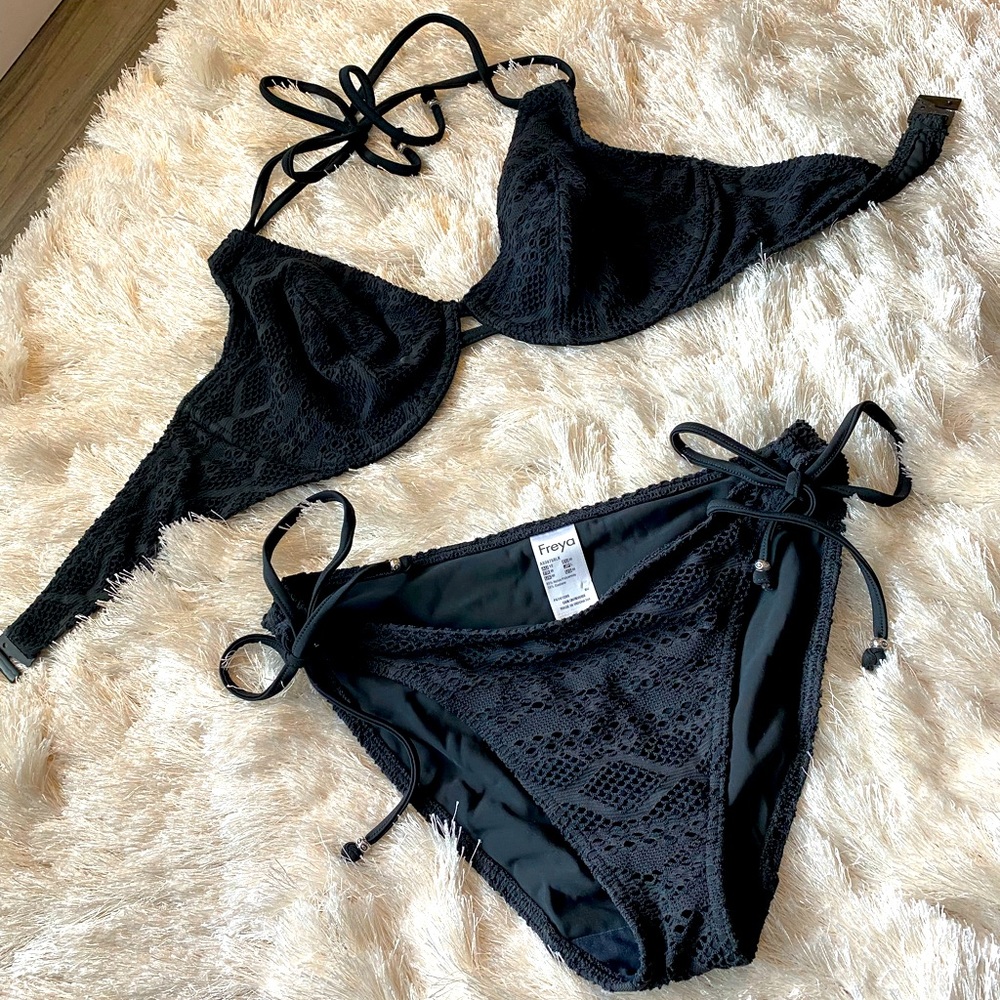 Freya Sundance Rio halter top and side tie bottom.